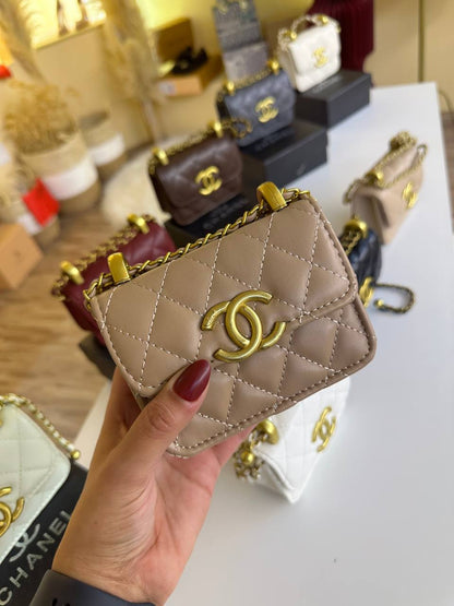 Chanel

80 dhs

Zain31

♥️♥️♥️

Zc