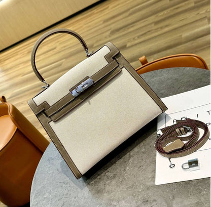 HERMES
 GOOD QUALITY
110 dhs✅

Zain39
♥️♥️♥️