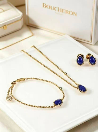 BOUCHRON
SET MASTER💫✨
NECKLACE 
BRACELET 
EARRINGS
WITH NORMAL BOX AND PAPER BAG🎁🛍️
130 DHS🇦🇪🇦🇪

Zain89
♥️♥️♥️