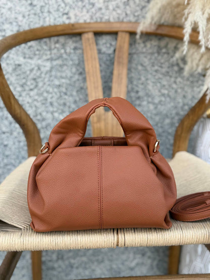 New collection✨✨✨
POLENE
24cm
350 dhs🪙🌨️
Top quality 
With box🎁

Zain167
♥️♥️♥️