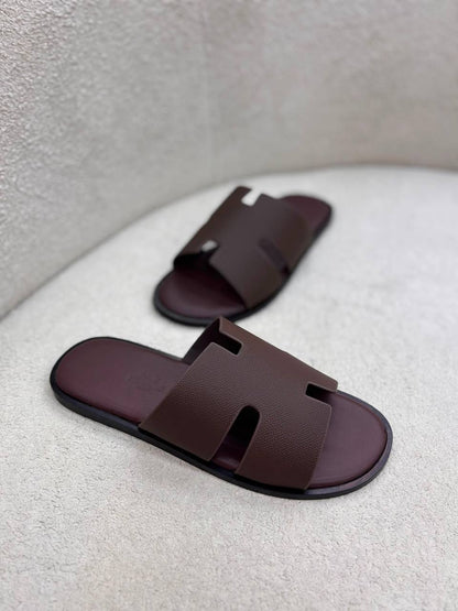 Hermes
110 dhs✅
Size 40-46

Zain55
♥️♥️♥️