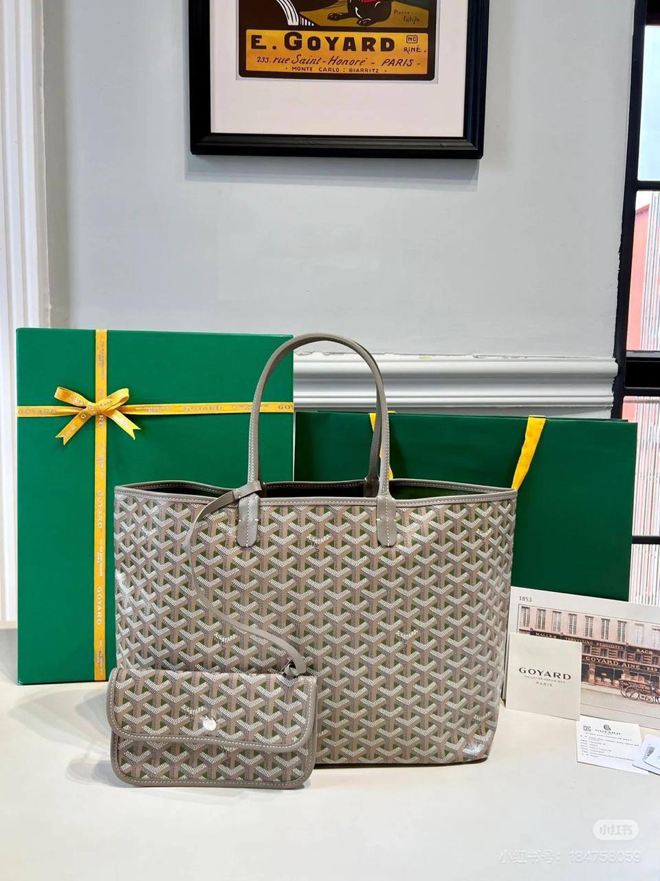 🌼 Goyard 
1️⃣ First quality 
Size : 46 * 27 cm
80 dhs✅

Zain115
♥️♥️♥️