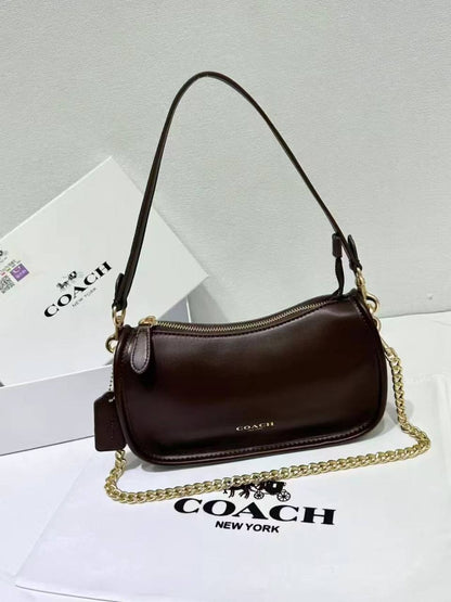 COACH
Best quality 

WITH BOX
🎁🎁🎁

90 dhs✅
size 24CM

Zain290
♥️♥️♥️