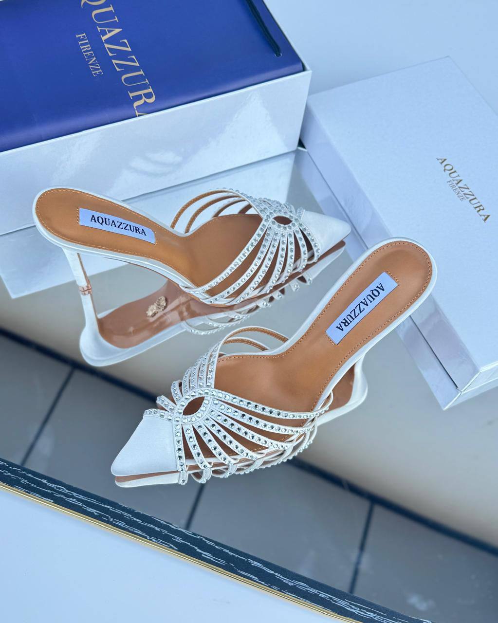𝗔𝗤𝗨𝗔𝗭𝗭𝗨𝗥𝗔 𝟵𝗖𝗠
💯high quality
Size 36-37-38-39-40-41
105 dhs❣️

Zain86