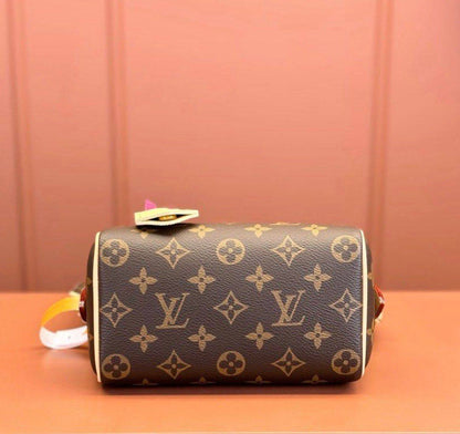 LV
115 dhs🇦🇪
Good-quality 

with box
🎁🎁🎁

Zain35
♥️♥️♥️
