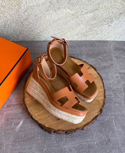 Hermes
SuperMaster Quality 💯
490 dhs✅
Size: 36-41💥

Zain171
♥️♥️♥️