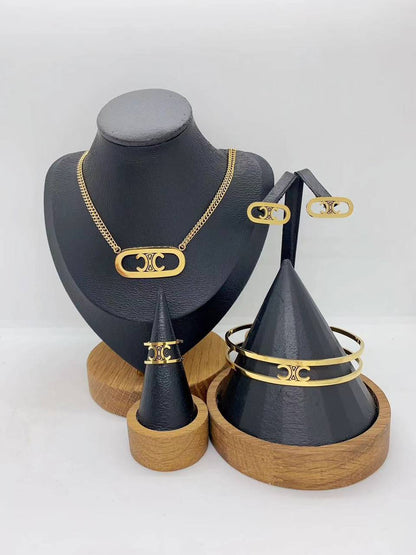 Stainless steel SET 💯*
Necklace ❤️‍🩹
Earring 🍁
Breslat ❣️
Ring 💍 free size
With normal boxes 📦 
And paper bag 🛍️
45 dhs🪙🌨️

Zain216
♥️♥️♥️