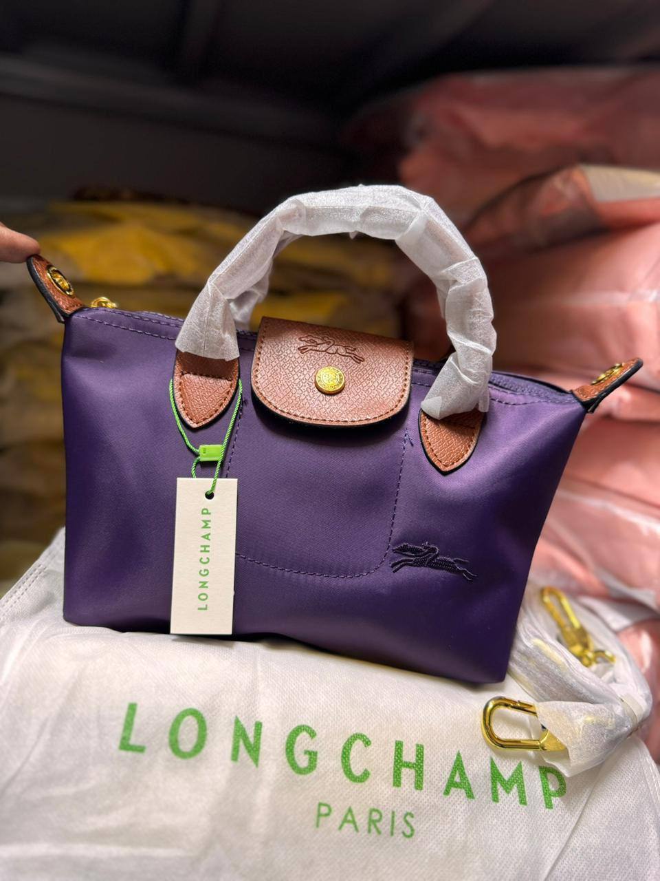 🌷 LongChamp Small
1️⃣ First  Quality 
Size：23 * 14 cm
65 dhs🇦🇪🇦🇪

Zain115
♥️♥️♥️