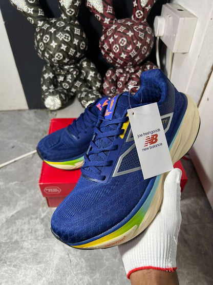 New Balance Fresh Foam X 1080 v14 ‘Blue/White’💙
36-45 AVAILABLE 🤩
210 dhs🪙💚

Zain242
♥️♥️♥️