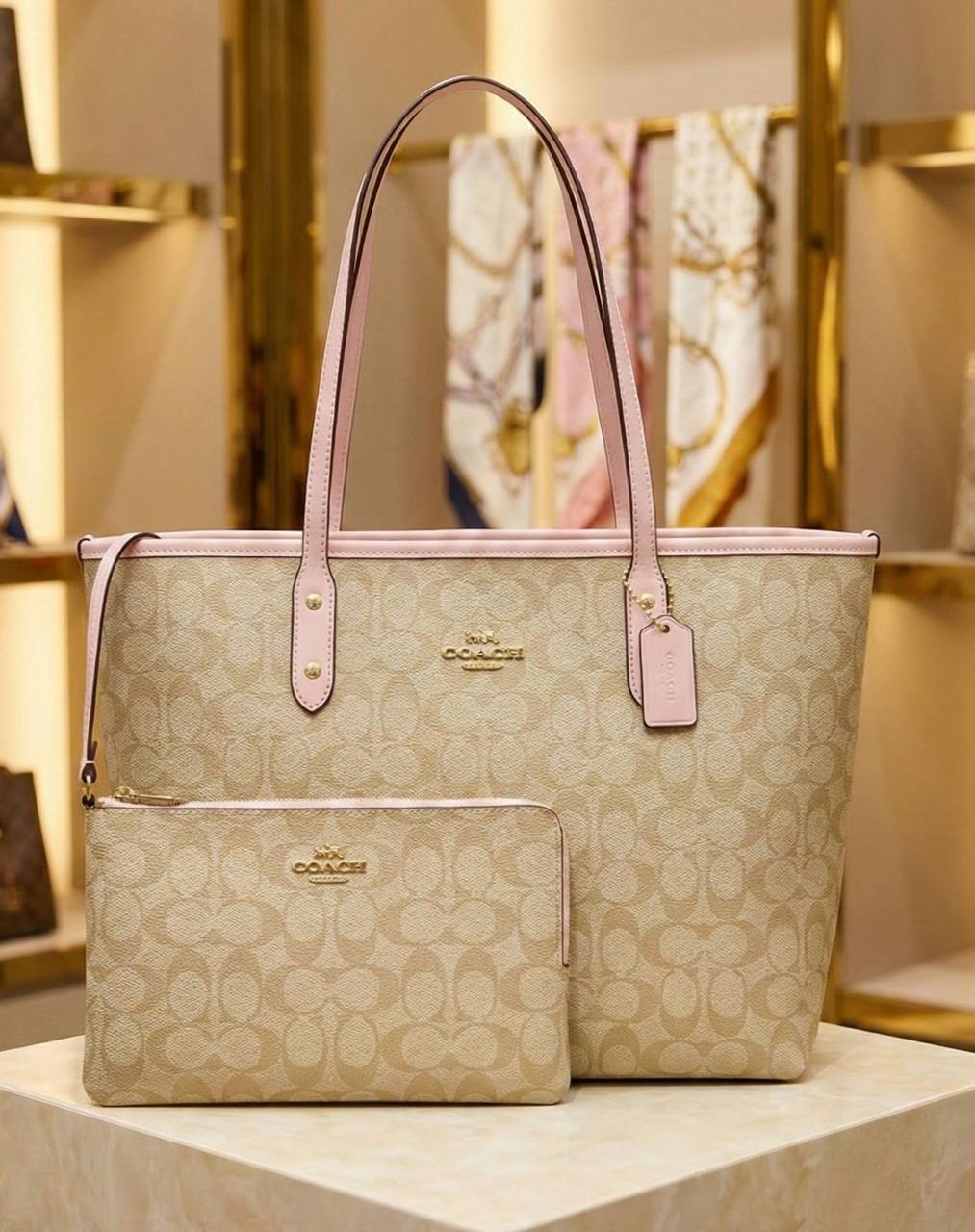 COACH
95 dhs💓

Zain175
♥️♥️♥️