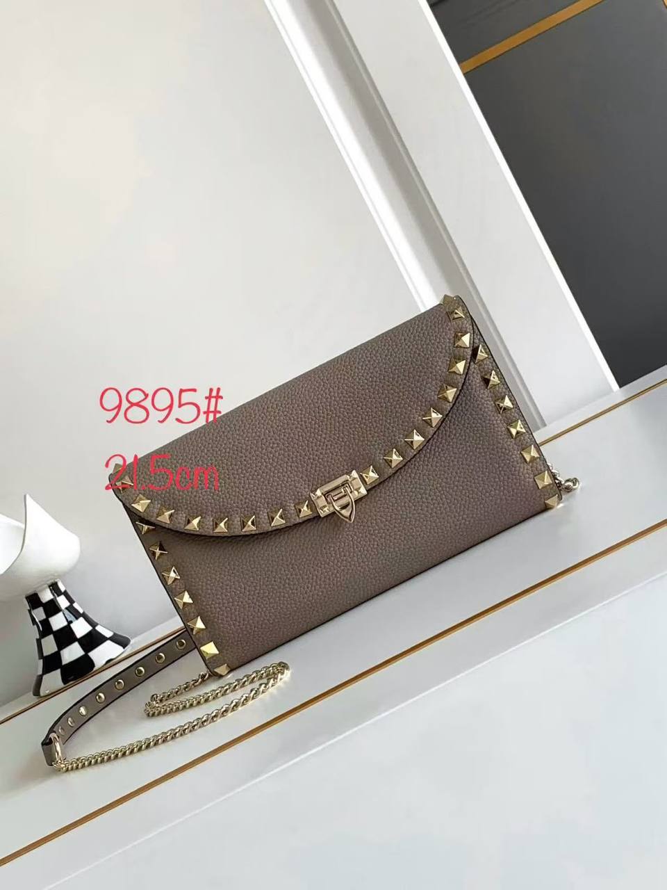 Valentino
Master✅✅
250 dhs🇦🇪🇦🇪

Zain141
♥️♥️♥️