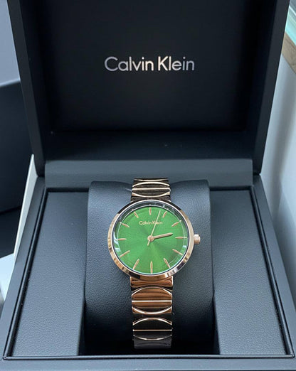 Calvin Klein🆕 LADIES 
GOOD QUALITY 💯
60 dhs🪙💚

Zain133
♥️♥️♥️