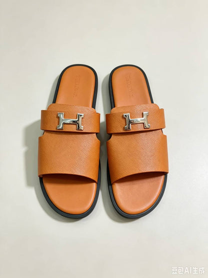 NEW CAME
HERMES SLIPPER
MAN
GOOD QUALITY
95 DHS🇦🇪🇦🇪
Size 40 To 46

Zain40
♥️♥️♥️