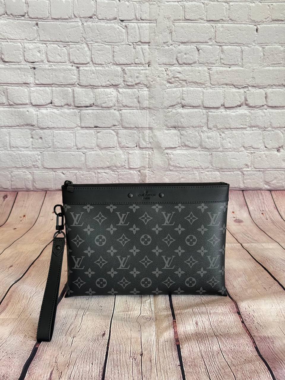 LV
640 dhs💓
*Available now*🤤

Zain284
♥️♥️♥️