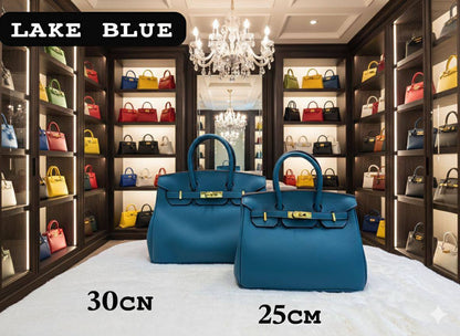 Hermes ʙᴇʀᴋɪɴ. 
sᴏғᴛ ʟᴇᴀᴛʜᴇʀ
sɪᴢᴇ:ᴄʜᴇᴄᴋ!!!
      30ᴄᴍ-110 dhs✅ 
      25ᴄᴍ-100 dhs✅

Zain56
♥️♥️♥️
