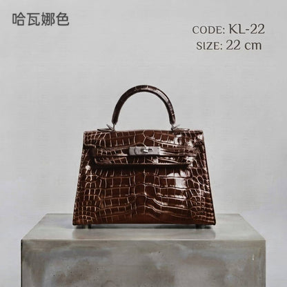 HERMES ᴋᴇʟʟʏ
   ✦ ᴄʀᴏᴄᴏᴅɪʟᴇ ʟᴇᴀᴛʜᴇʀ
          ( sɪʟᴠᴇʀ ʜᴀʀᴅᴡᴀʀᴇ )
ᴡɪᴛʜ ʟᴏɴɢ ʙᴇʟᴛ sᴛʀᴀᴘ
sɪᴢᴇ : 22 cm
ᴡɪᴛʜ BOX

100 dhs🇦🇪🇦🇪

Zain31
♥️♥️♥️