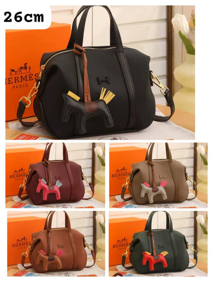 Hermes 
120 dhs🇦🇪🇦🇪 
with box

Zain235
♥️♥️♥️