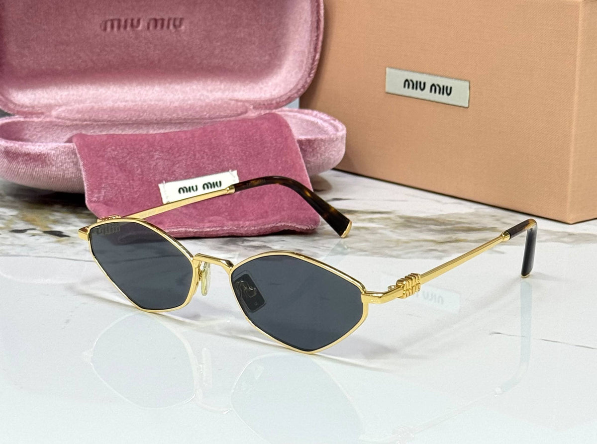 MIUMIU
Super Master Quality✅
🆕New available🆕

For Price 👇 WhatsApp✅
0568585901 
0507557372
0552275751 Owner Zain 👌


Zain166
♥️♥️♥️