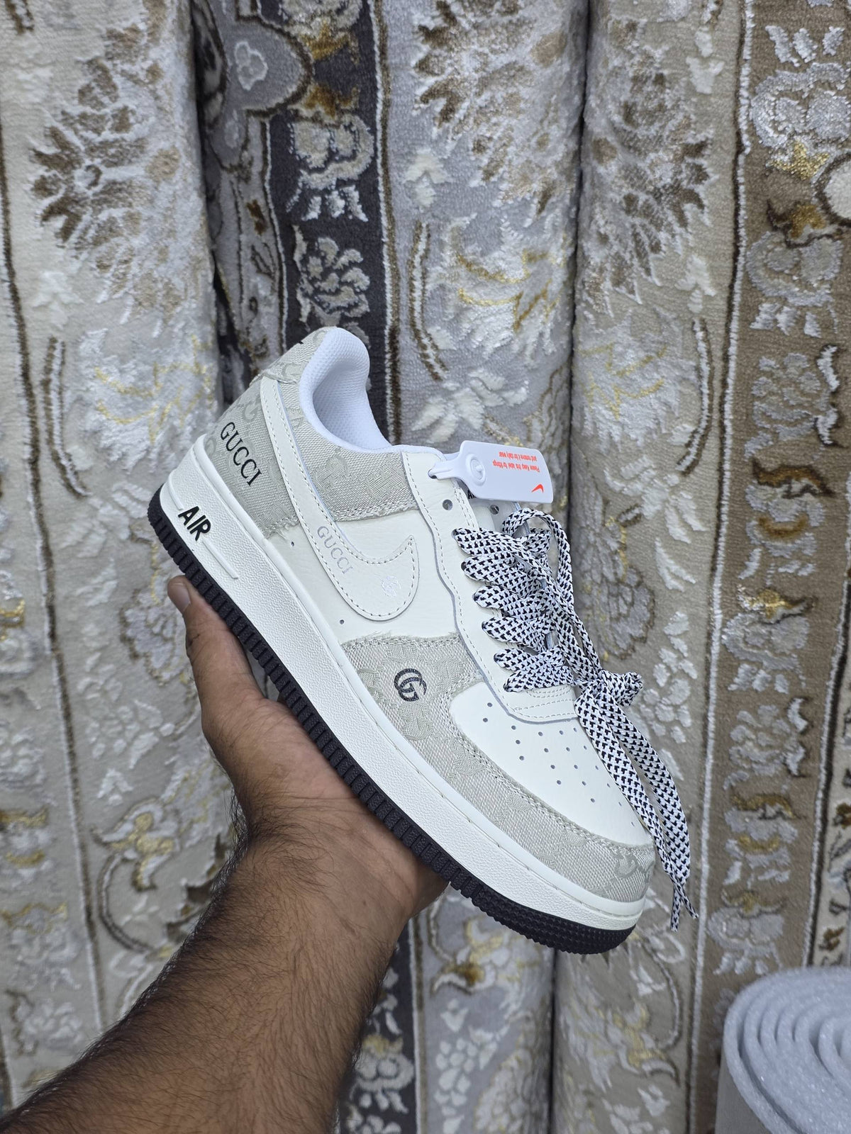 Nike

40 to 45
100 dhs🇦🇪🇦🇪

Zain27
♥️♥️♥️