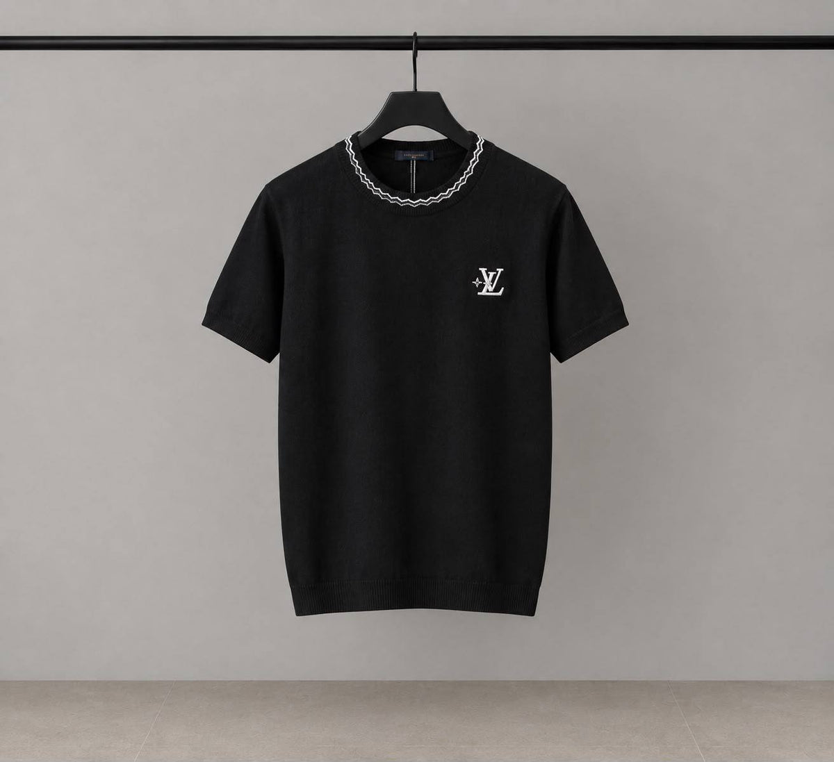 LV❣️
SUPER MASTER QUALITY ✨
SIZE :S M L XL XXL
320 dhs🇦🇪🇦🇪

Zain327
♥️♥️♥️