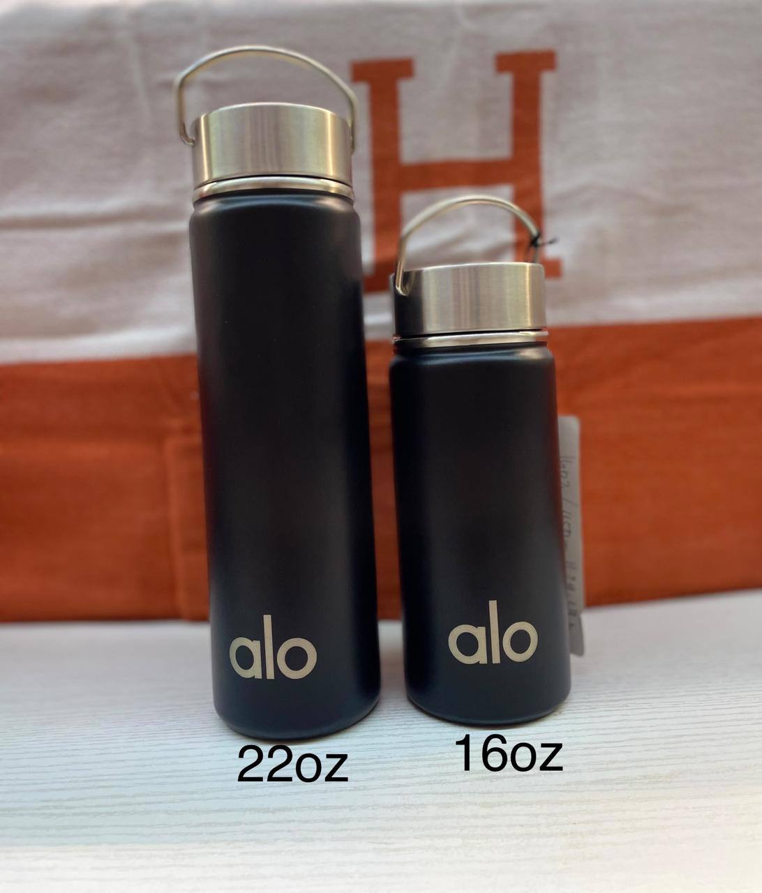 ALO WATER BOTTLE
60 dhs🇦🇪🇦🇪

Zain88
♥️♥️♥️