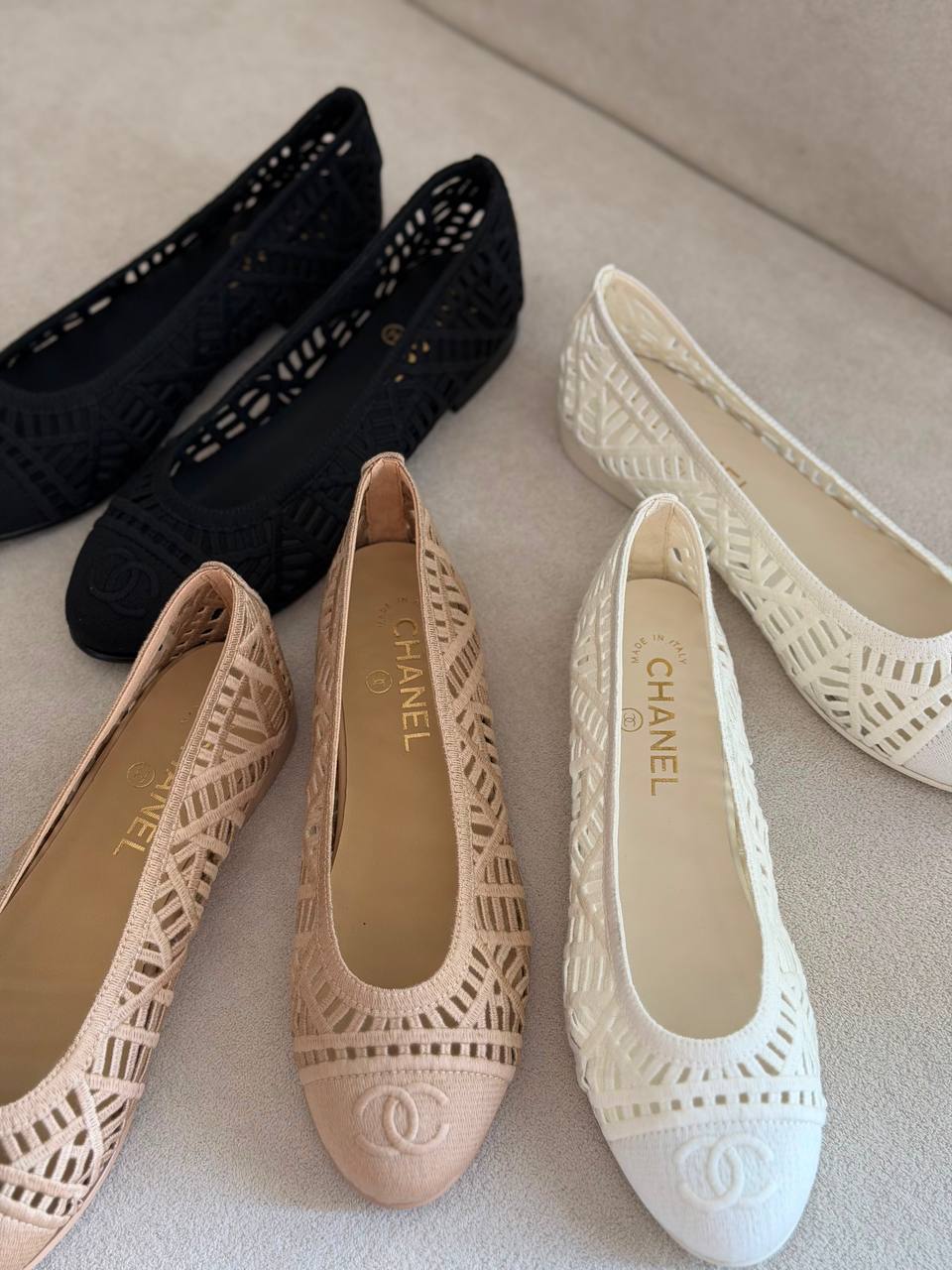 (CHANEL)
QUALITY:SUPER MASTER 😍💥

SIZE:36 TO 42😍🥰

450 dhs🇦🇪🇦🇪🇦🇪

Zain319
♥️♥️♥️