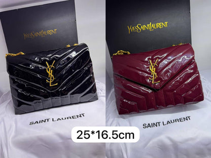 YSL LouLou
Size: 25 * 16.5 * 9 cm
80 dhs🪙🖤
with box🎁

Zain115
♥️♥️♥️