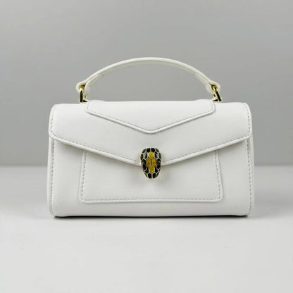Bvlgari
High quality 
With box 
120 dhs💓

Zain136
♥️♥️♥️
