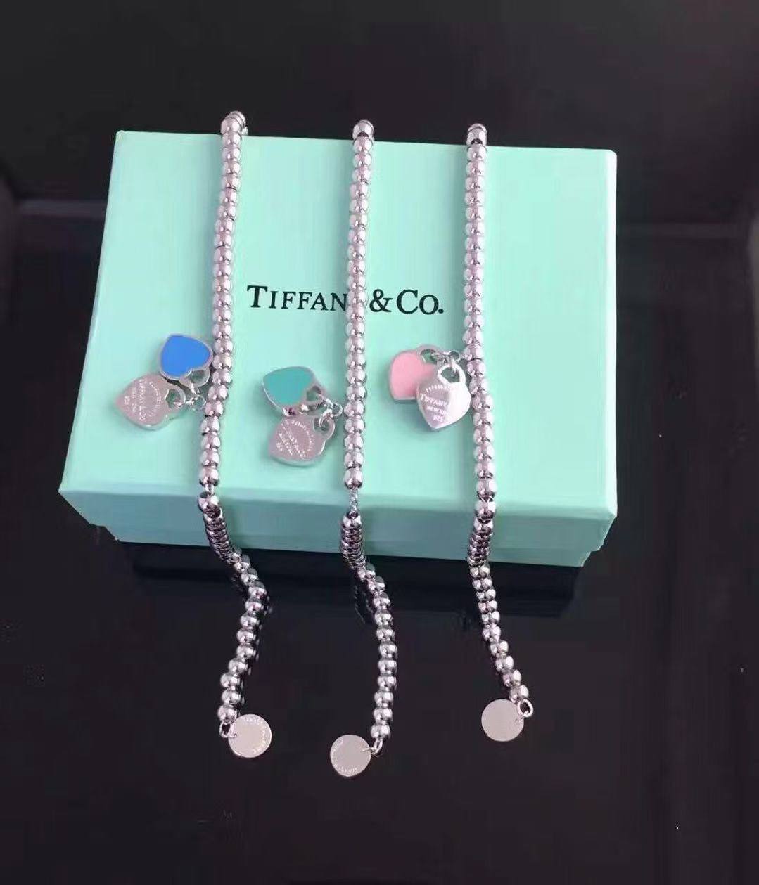 TIFFANY BRACELET
MASTER 💫✨
55 dhs🇦🇪🇦🇪 EACH WITH BOX AND PAPER BAG🛍️🎁

Zain89
♥️♥️♥️