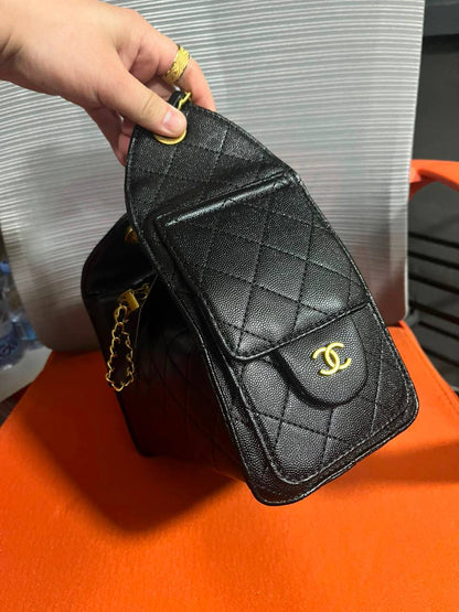 Chanel
110 dhs💓
size 25×13×26cm

Zain42
♥️♥️♥️
