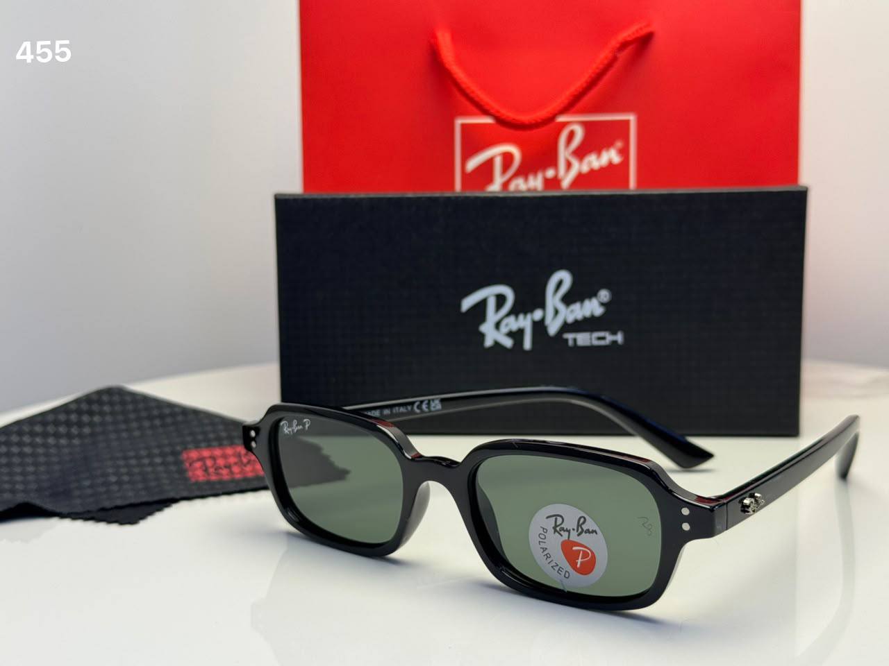 Ray Ban
55 dhs🇦🇪🇦🇪

Zain182
♥️♥️♥️