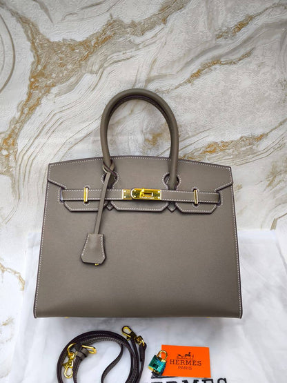 Hermes
110 dhs✅

Zain203
♥️♥️♥️