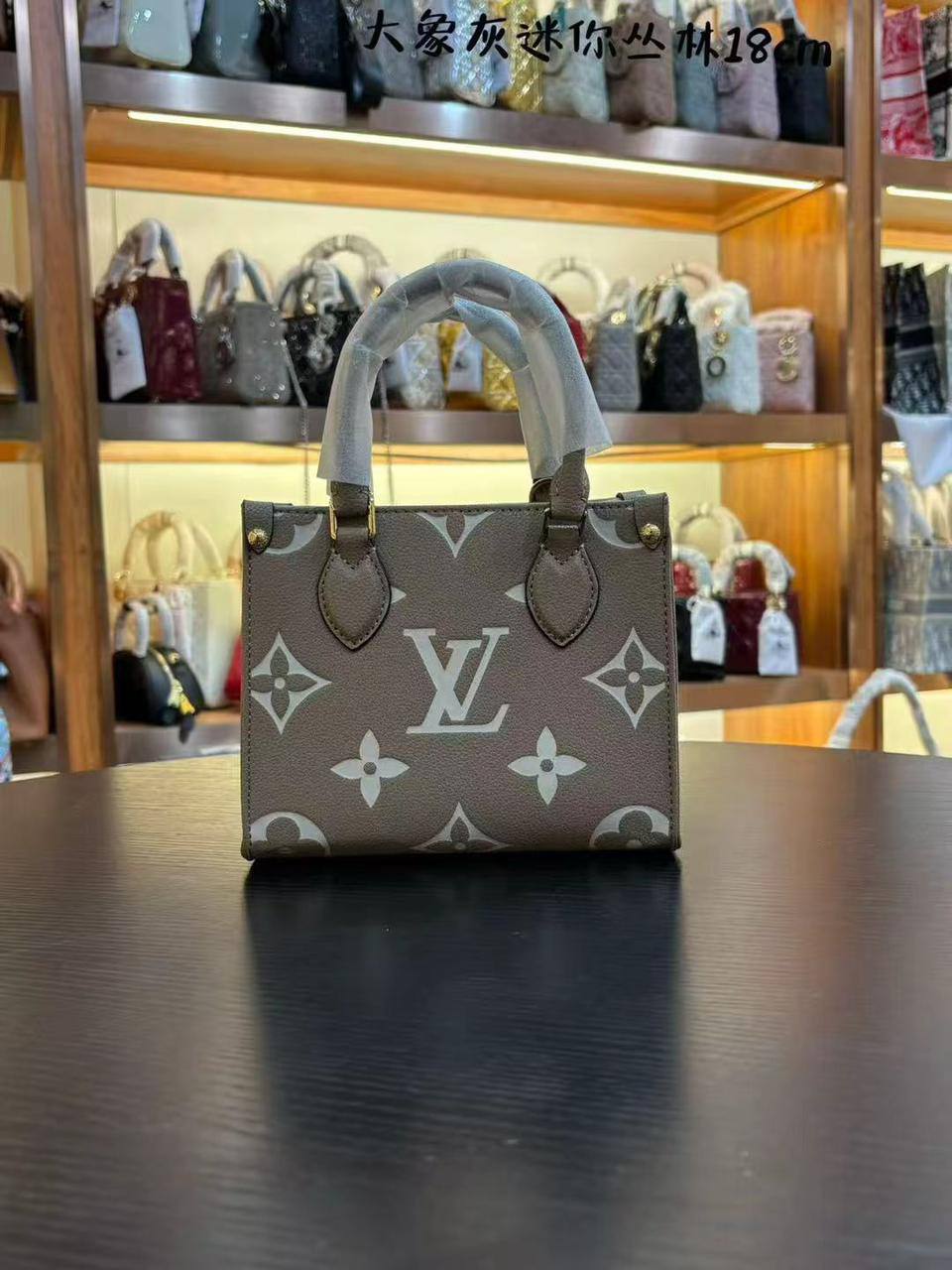 LV 
Master🖤
For Price 👇 WhatsApp✅
0568585901 
0507557372
0552275751 Owner Zain 👌

Zain111
♥️♥️♥️