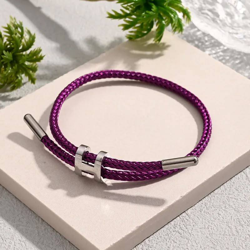 Hermes
Good quality 
Bracelet 
With black boxes
20 dhs🇦🇪🇦🇪

With normal boxes and 
Paper bag
30 dhs🇦🇪🇦🇪

With original boxes
40 dhs🇦🇪🇦🇪

Zain216
♥️♥️♥️