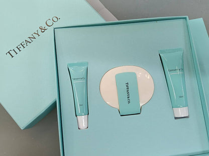 TIFFANY SET 
70 dhs🪙🌨️

Zain01
♥️♥️♥️