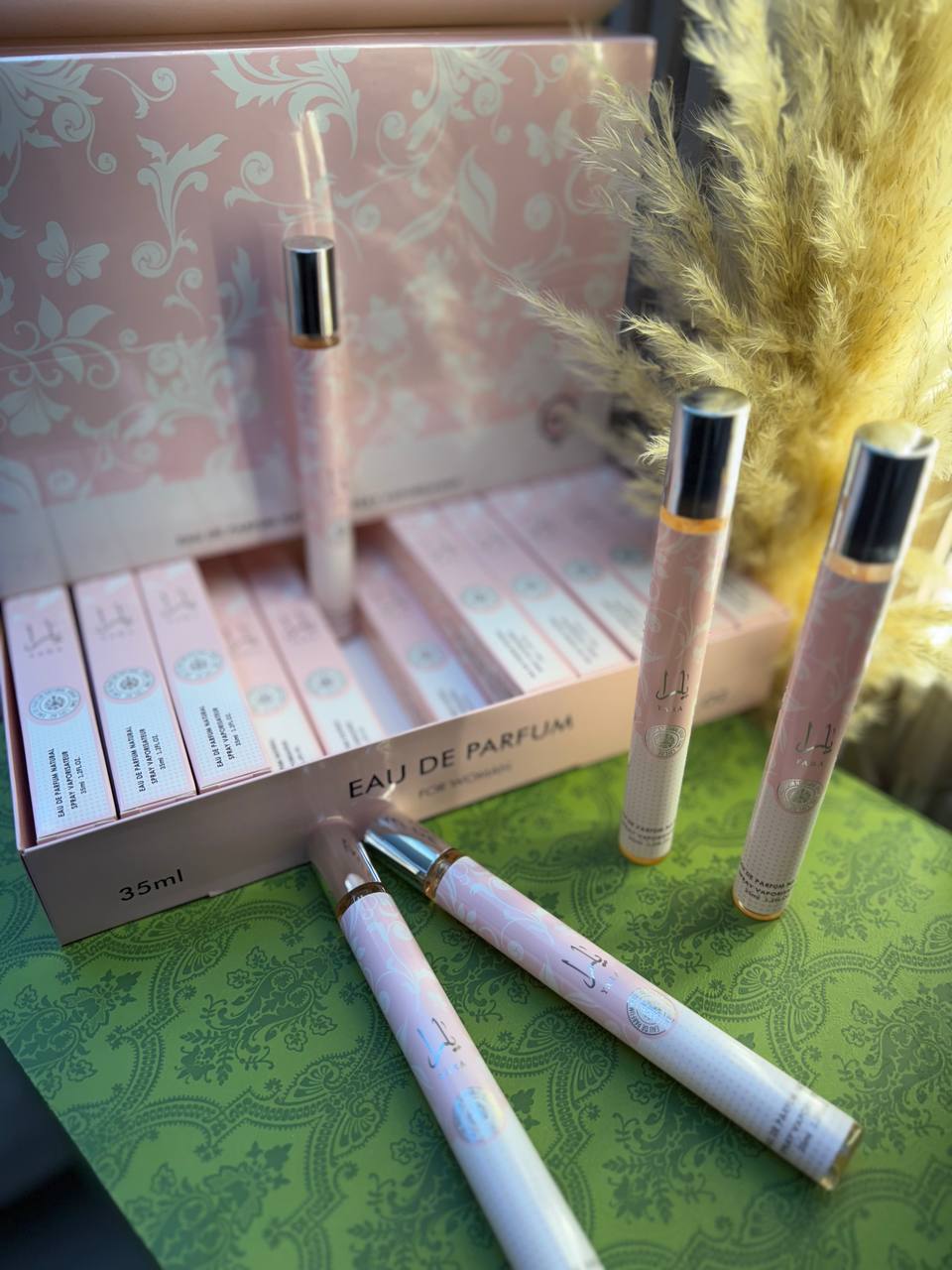 عبوات عطور زجاجية من yara

فخميين والريحة كتييير حلوة
مناسبين جداااا للاستعمال اليومي لداخل الشنطة

وكمان للمناسبات والتوزيعات

2 pc 10 dhs

Zaincornerstore

🌸🌸🌸