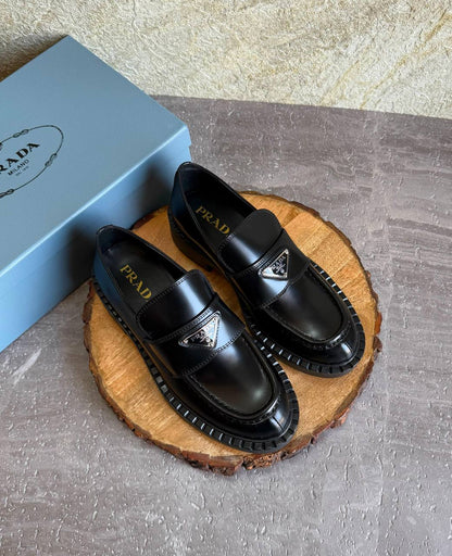 PRADA 
SuperMaster Quality 💯
450 dhs💓
Size: 36-41💥

Zain171
♥️♥️♥️