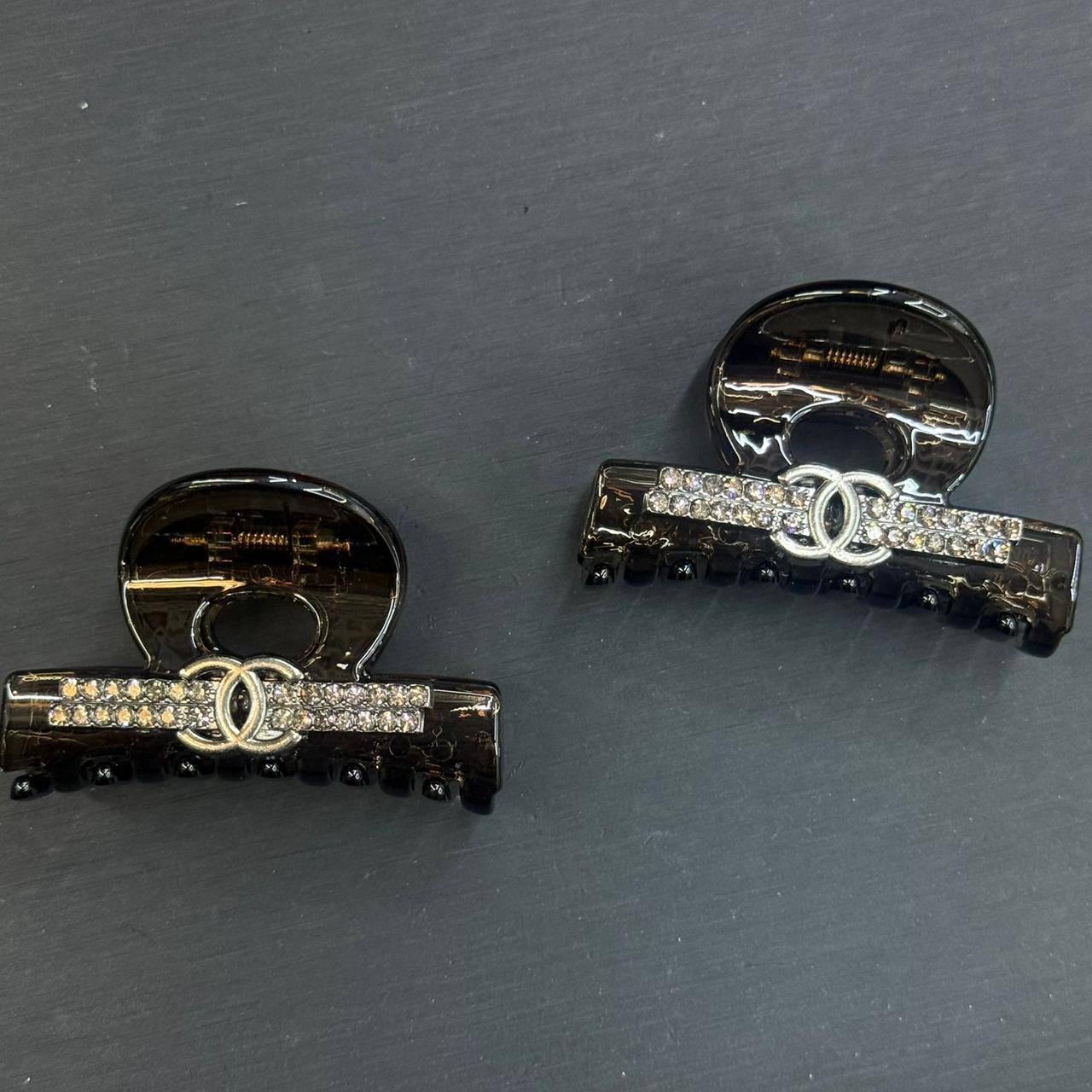 HAIR ASSOCERIES
20 dhs🪙💕

Zain263
♥️♥️♥️