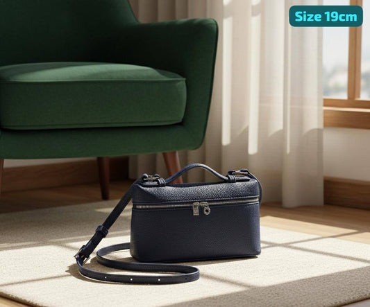 Loro Piana

Good quality 

with box 
🎁🎁🎁

75 dhs🪙🌨️

Zain186
♥️♥️♥️