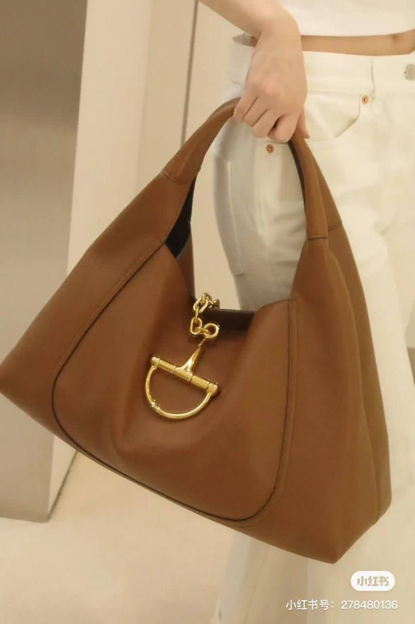 Gucci Master
290 dhs🪙💚
#40cm…

Zain228
♥️♥️♥️