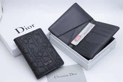 Dior Wallet 

65 dhs🇦🇪🇦🇪

With Box

Zain33
♥️♥️♥️