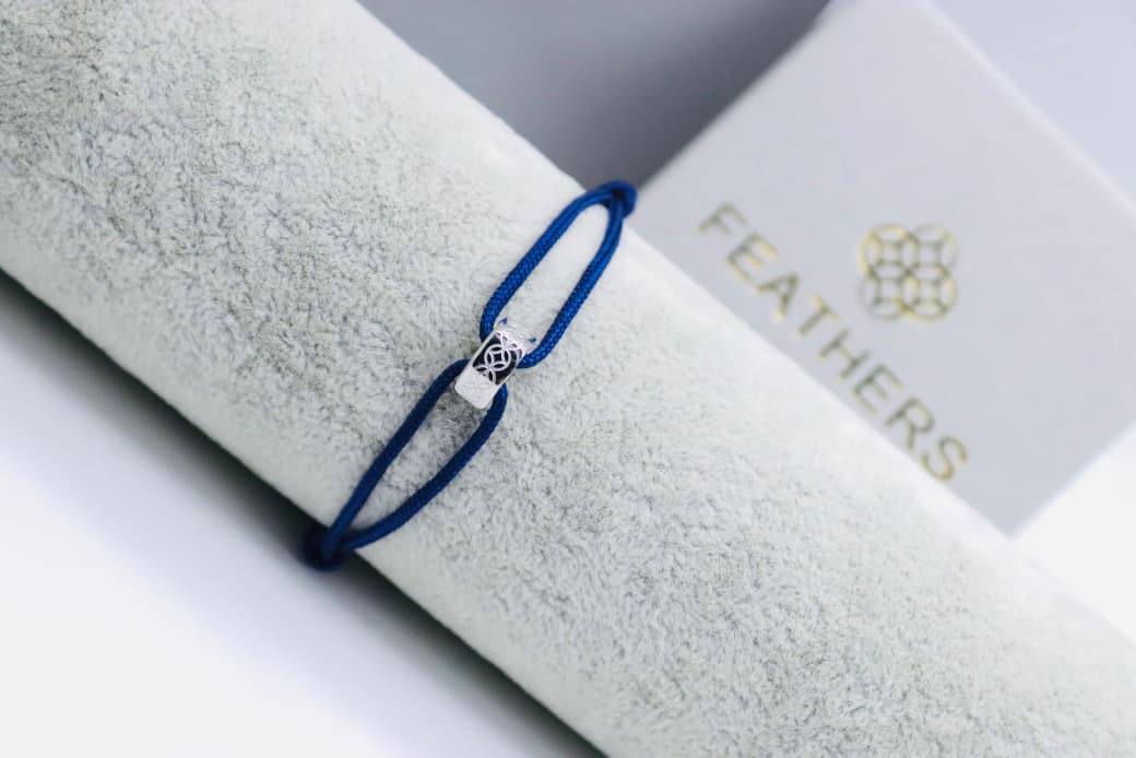Bracelet 
55 dhs💓
+Box and paper bag🎁

Zain33
♥️♥️♥️