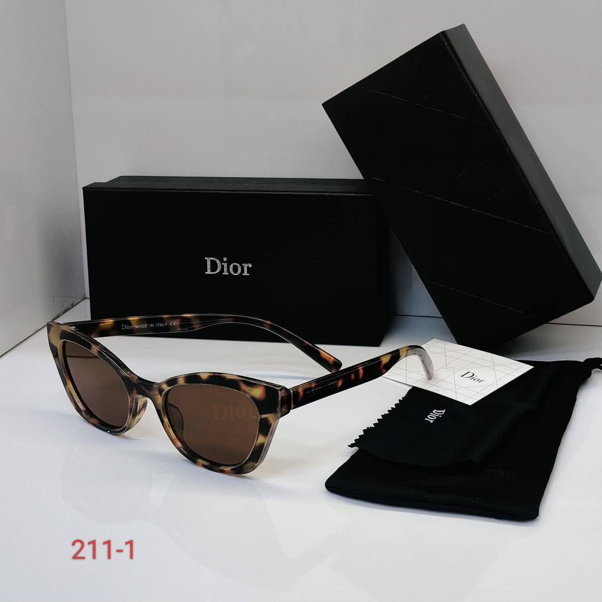 SUNGLASSES 🕶️
GOOD QUALITY 
50 dhs✅

Zain40
♥️♥️♥️
