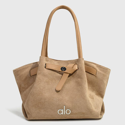 Alo
23cm
90 dhs✅

Zain219
♥️♥️♥️