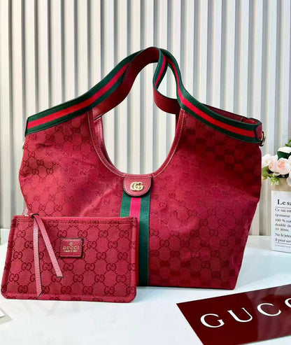 GUCCI 
NEW CAME GOOD QUALITY 
115 dhs🇦🇪

Zain39
♥️♥️♥️