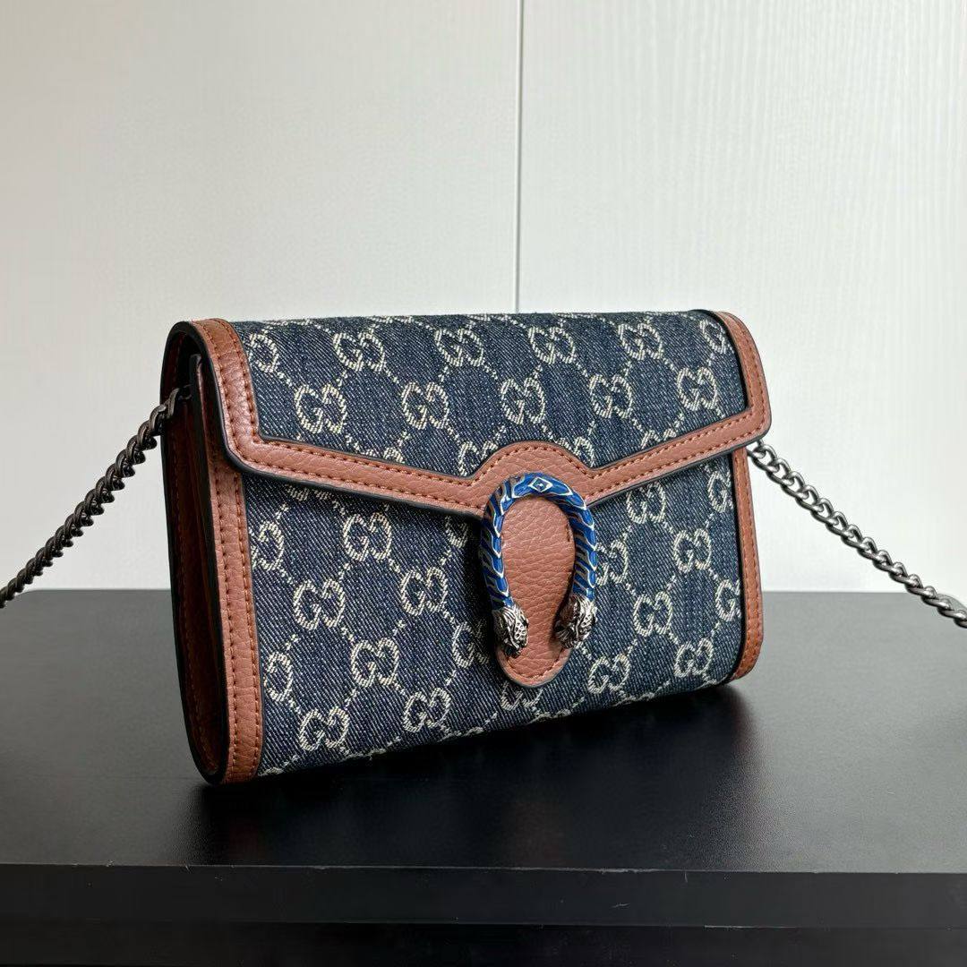 Gucci 
Master
250 dhs🪙🌨️

Zain153
♥️♥️