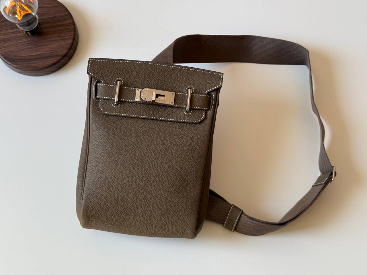 Hermes
Hac 18cm💥Master quality ✅with box📦
380 dhs✅

Zain51
♥️♥️♥️