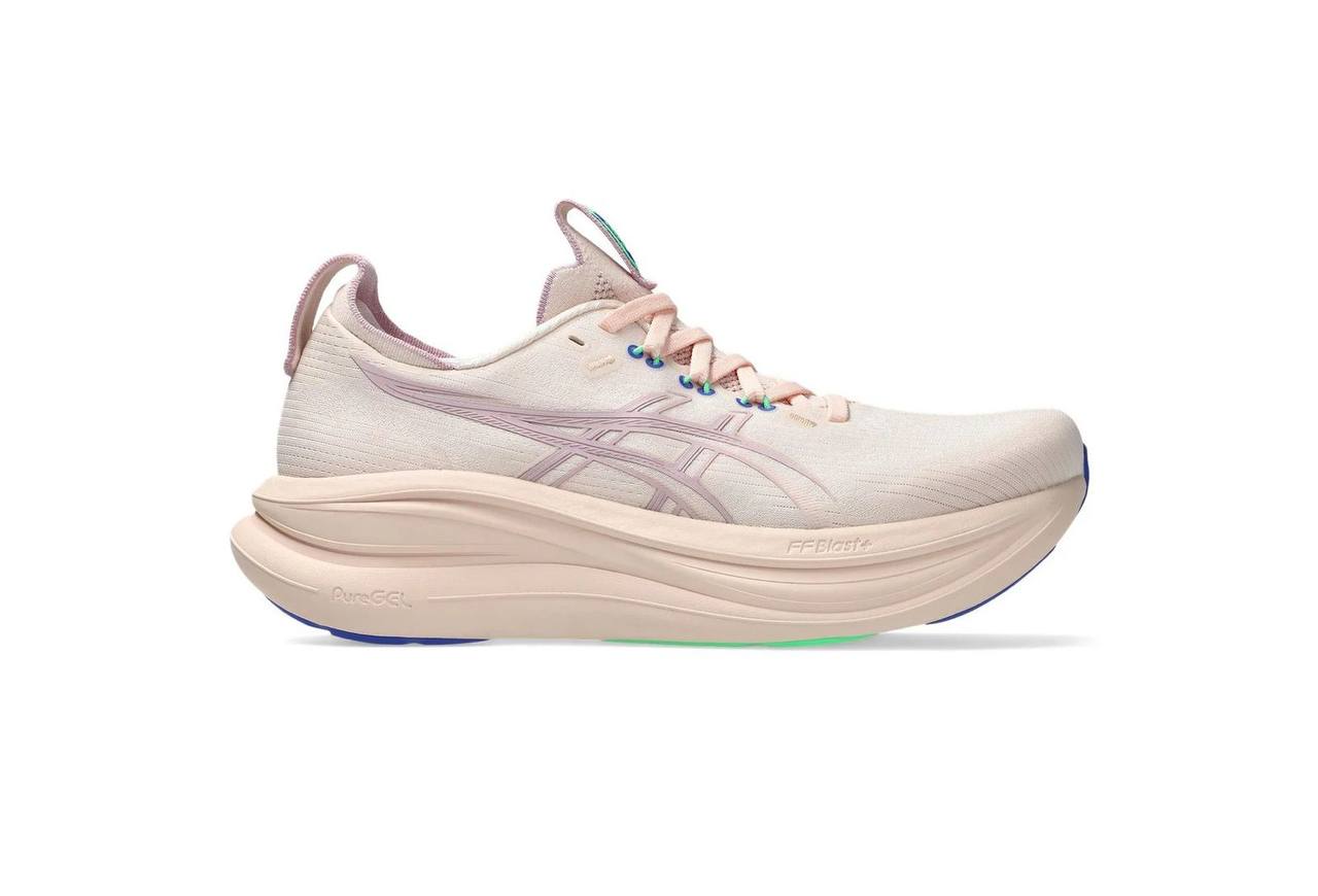 Asics GEL-NIMBUS 28 Pearl Pink/Morganite colorway. 
40-45 AVAILABLE 
220 dhs✅

Zain242
♥️♥️♥️