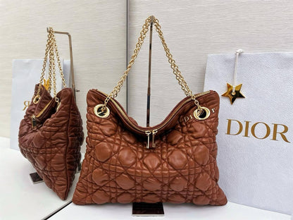 DIOR 
NEW DESIGN  

GOOD QUALITY 

110 DHS🇦🇪🇦🇪🇦🇪

Zain17
♥️♥️♥️