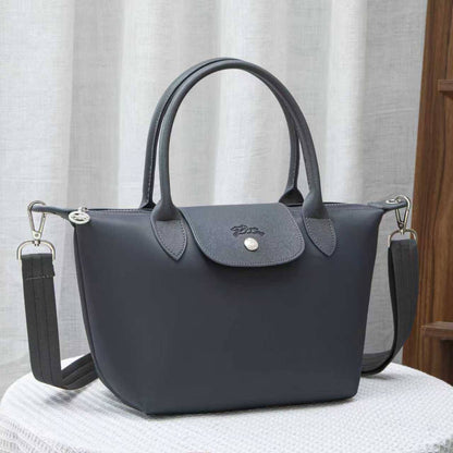 LONG CHAMP 
GOOD QUALITY 
55 dhs💓

Zain40
♥️♥️♥️